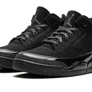 Jordan Black Sneakers
